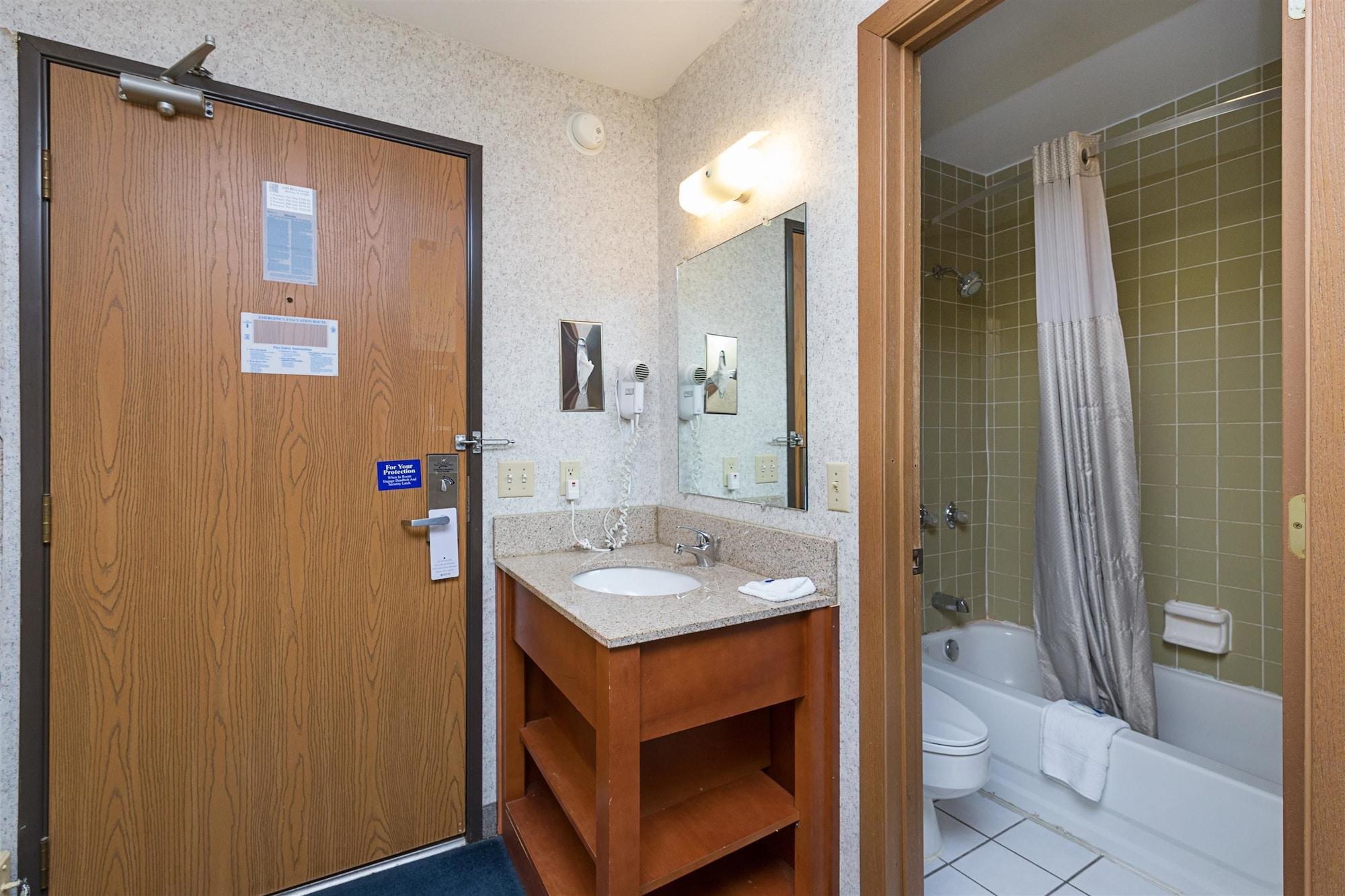 6-moline, Il Hotel 2*